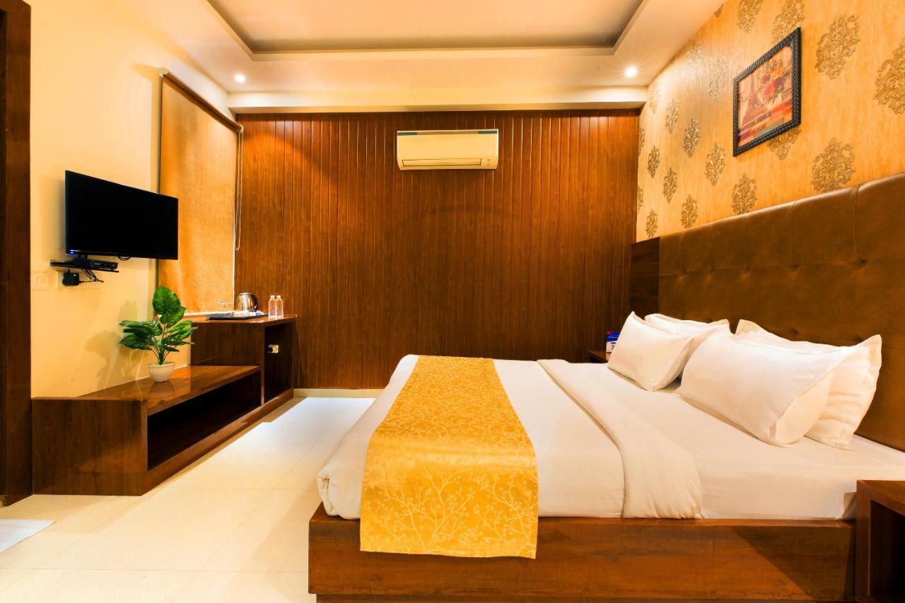 The Vegas By De Pavilion, Delhi Airport 4* New Delhi